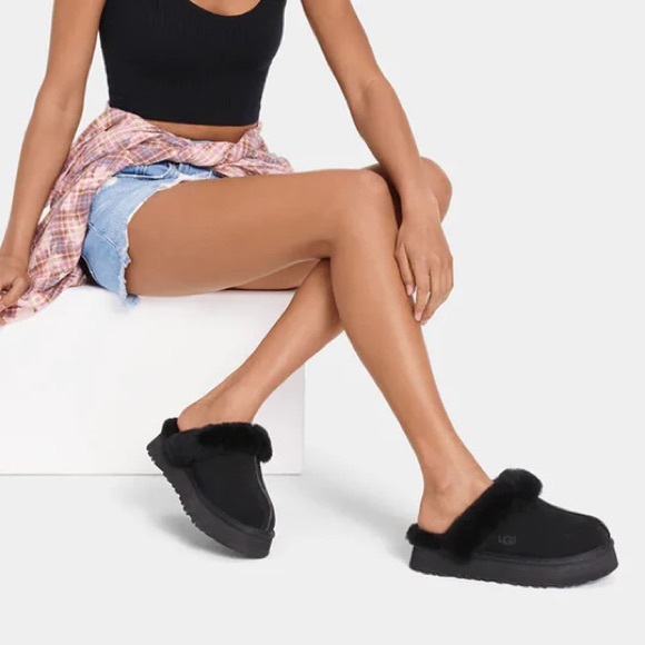 UGG Shoes - UGG Disquette
Women's/Shoes/Dress Shoes/Slip-ons